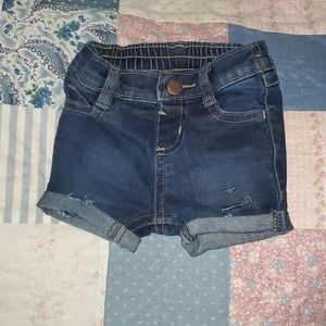 Infant distressed short